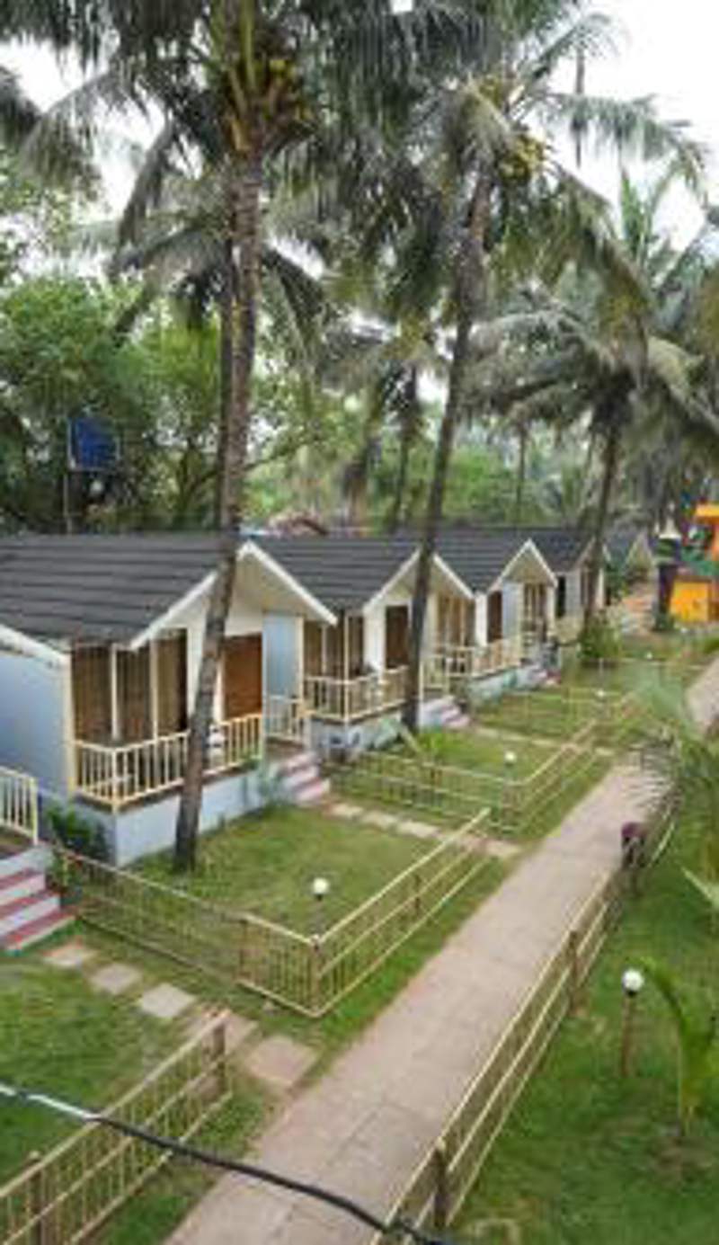 Sunset & Waves Resort, Mandrem Beach