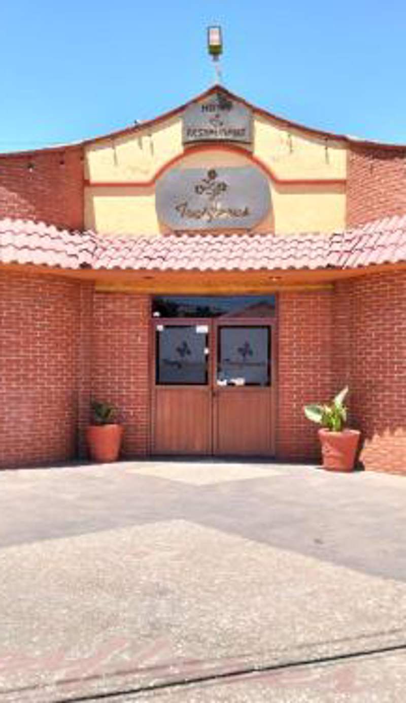 Hotel Tres Flores