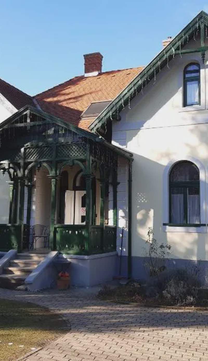 Szalay Villa