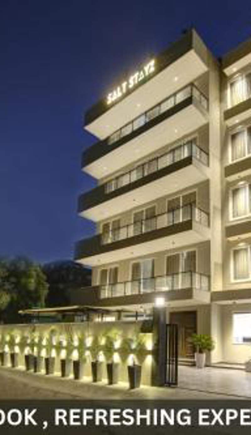 Saltstayz Select - Near Sohna Road City Center