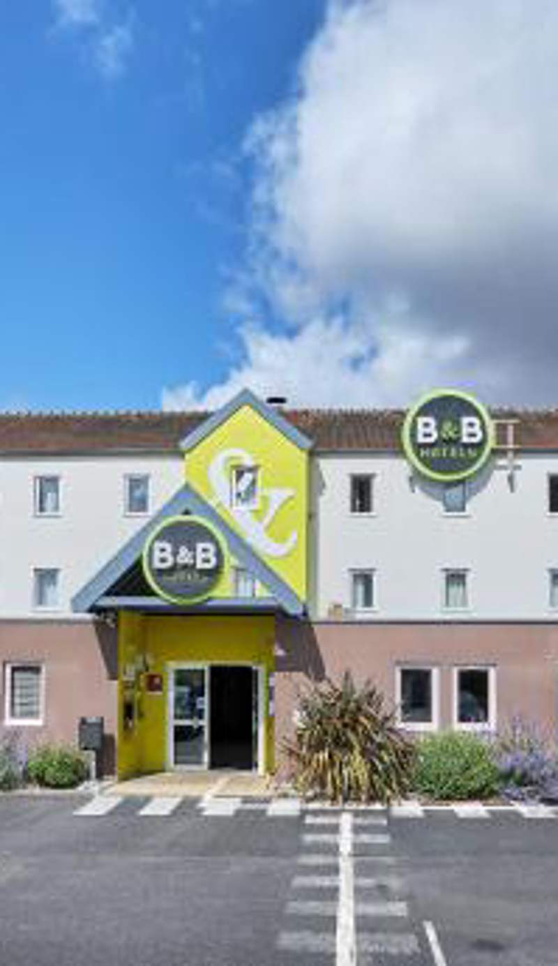 B&B HOTEL Caen Mémorial
