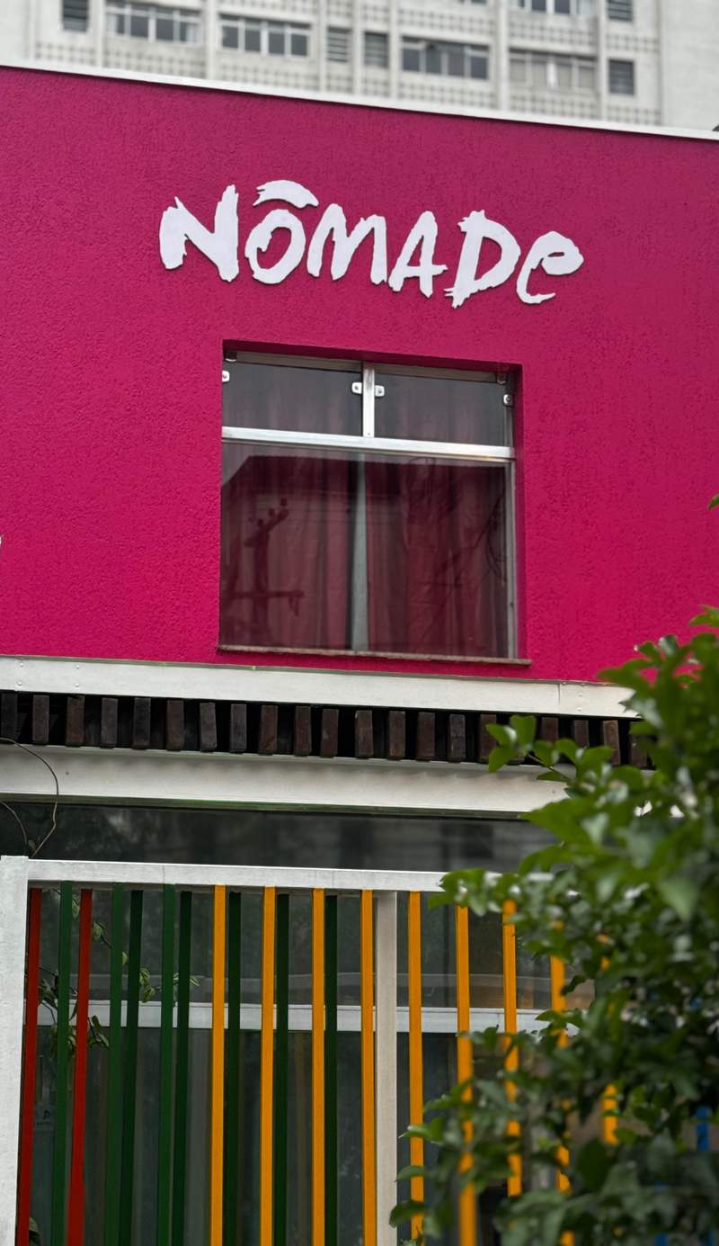 Nomade In Arte e Hostel
