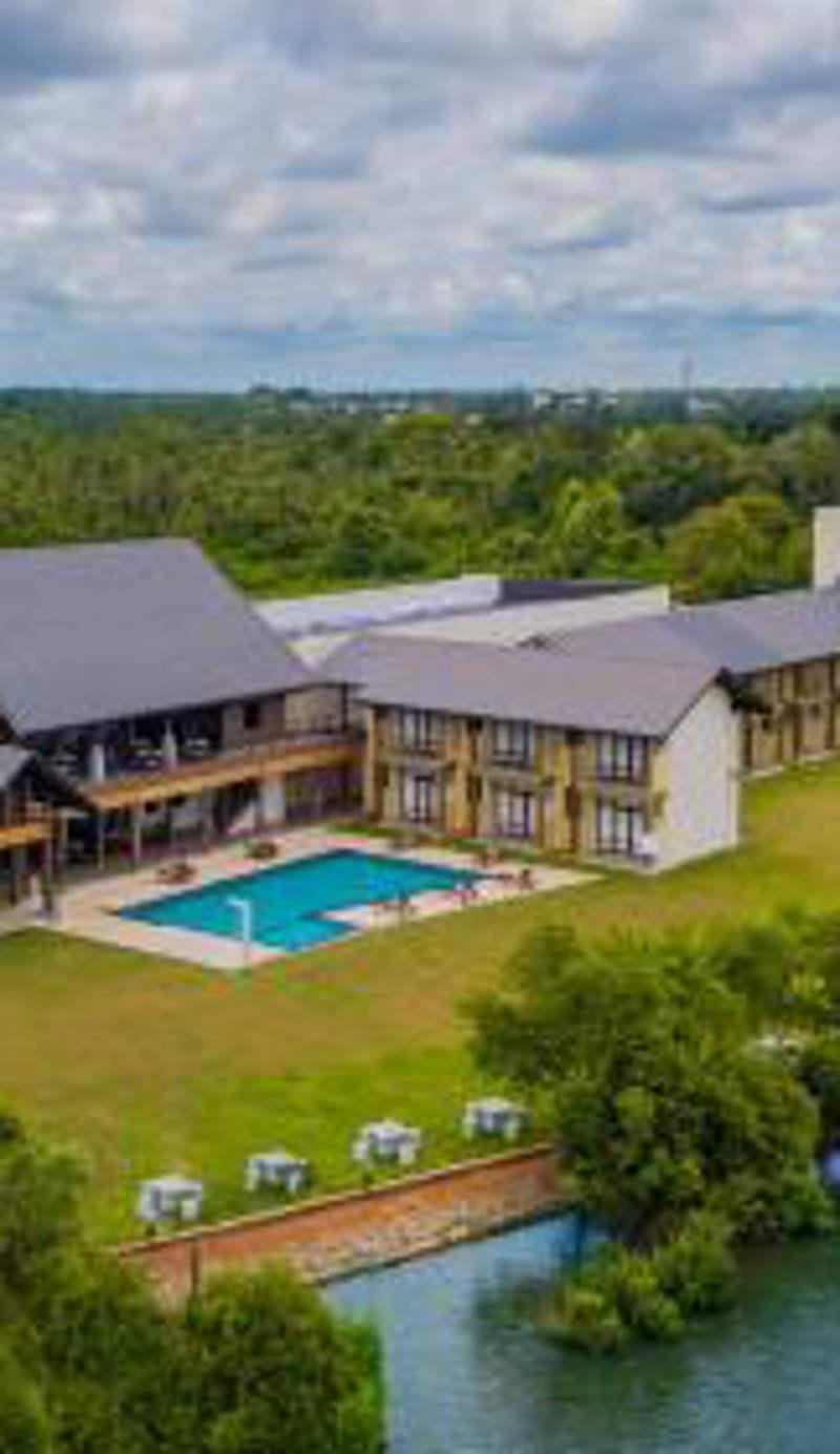 Amora Lagoon Hotel
