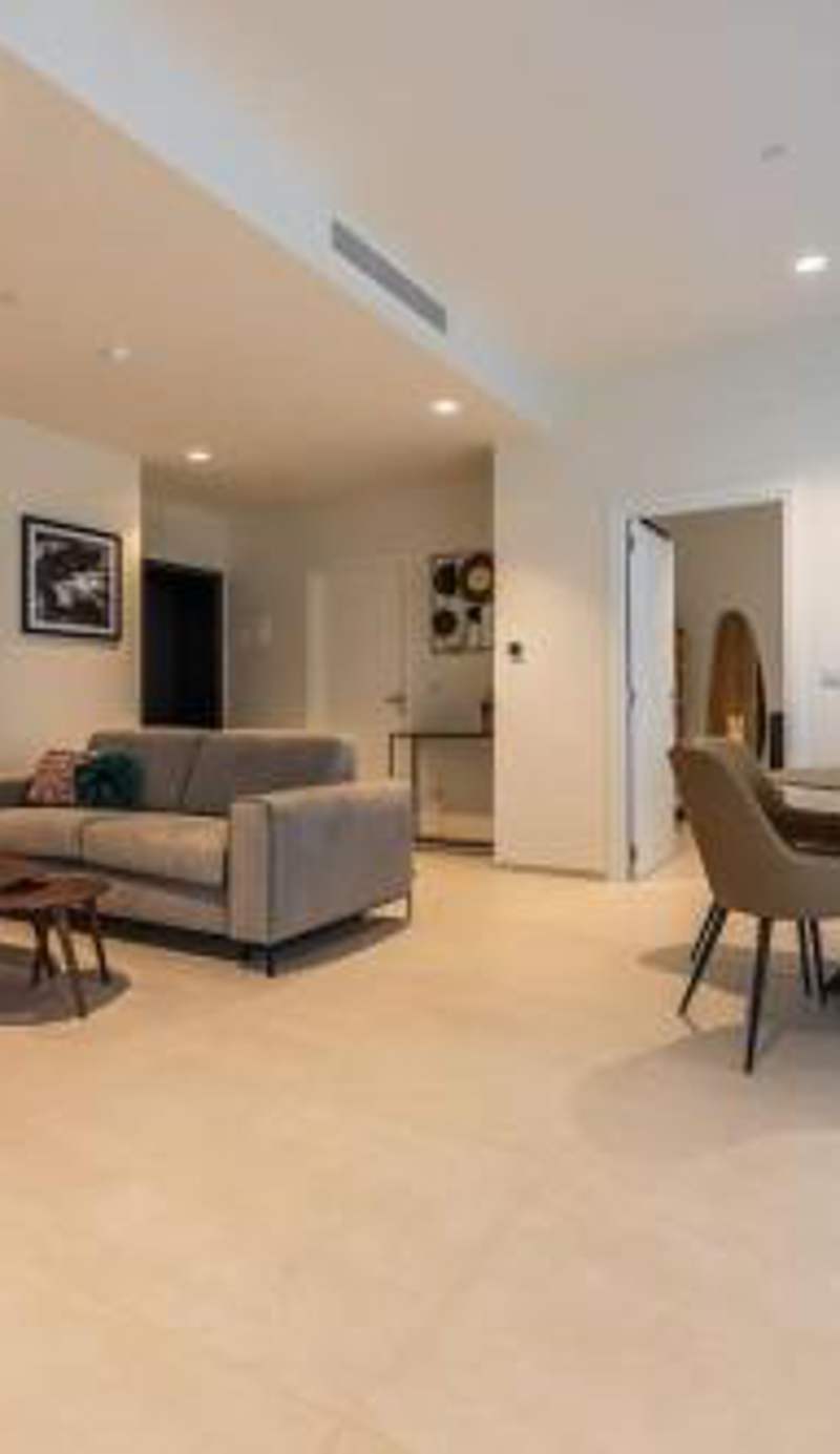 Luxury apartment with common skypool in the prestigious Mercury Tower by SF HOMES