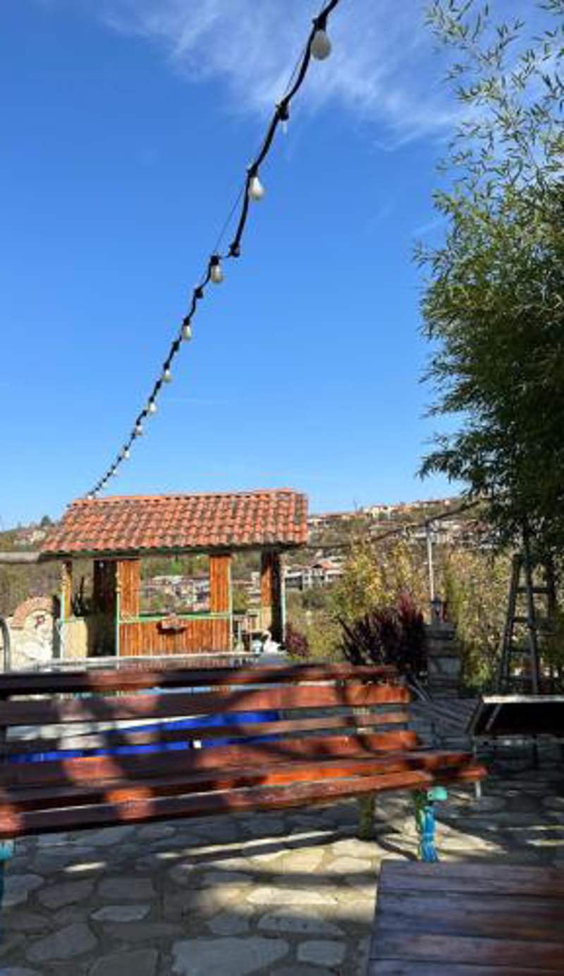 Guest House Iura