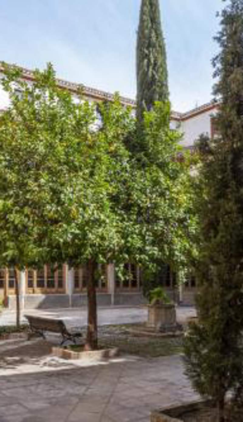 Hotel Macià Monasterio de los Basilios