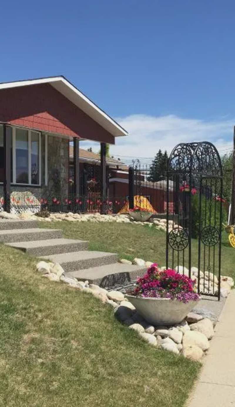 The Calgary Hub hostel style Home