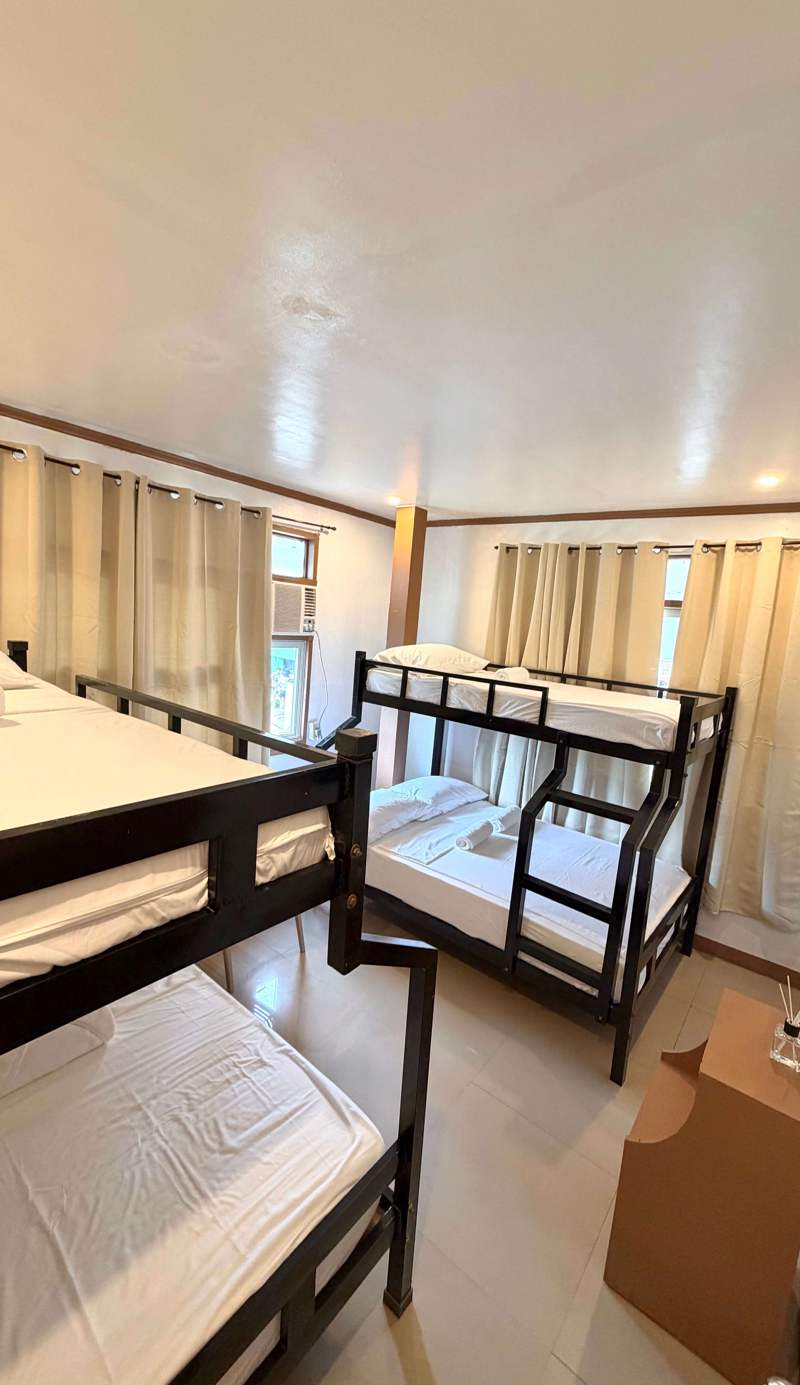 Mia Bae Lodge