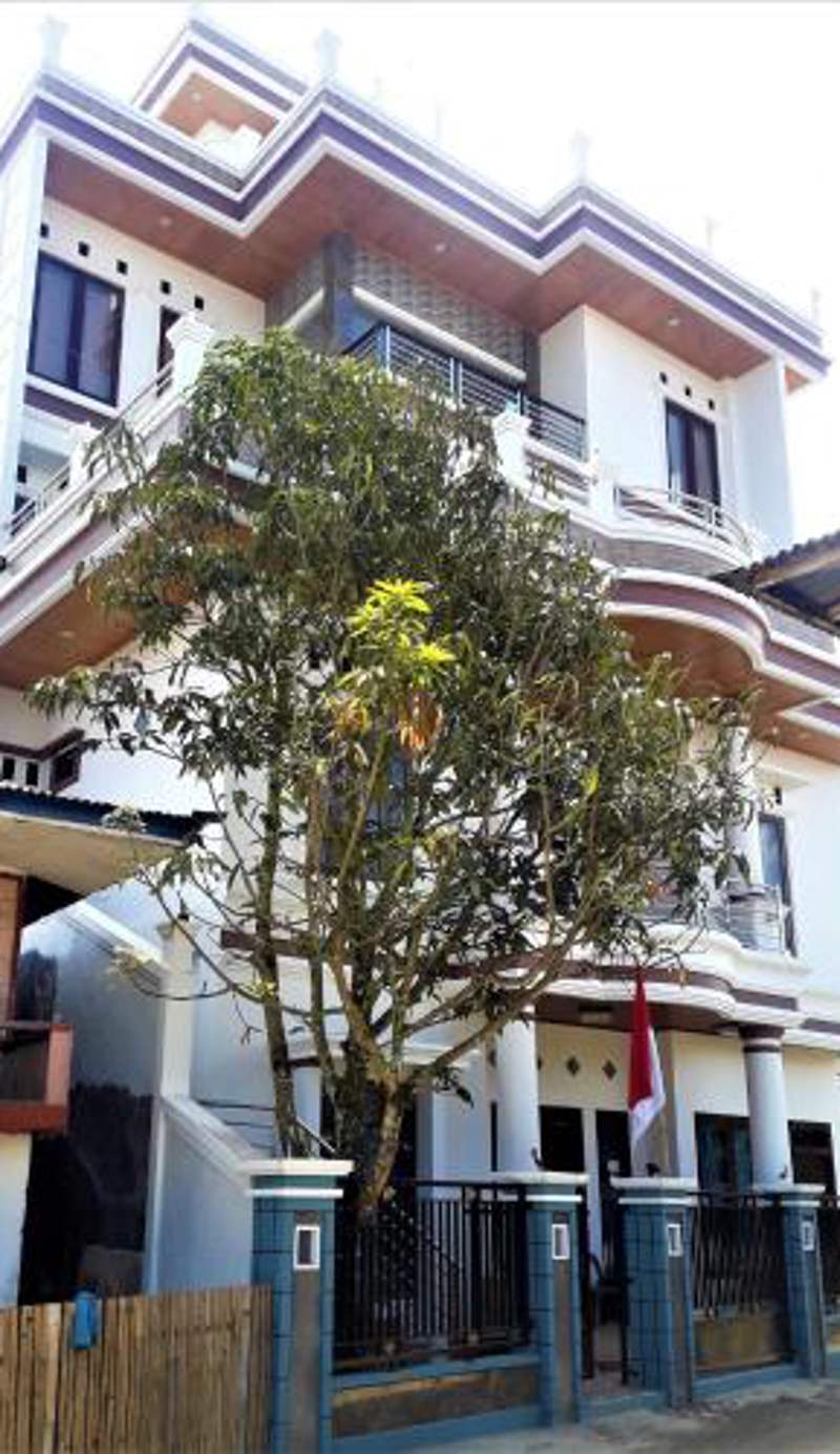Toraja Lodge Guest House