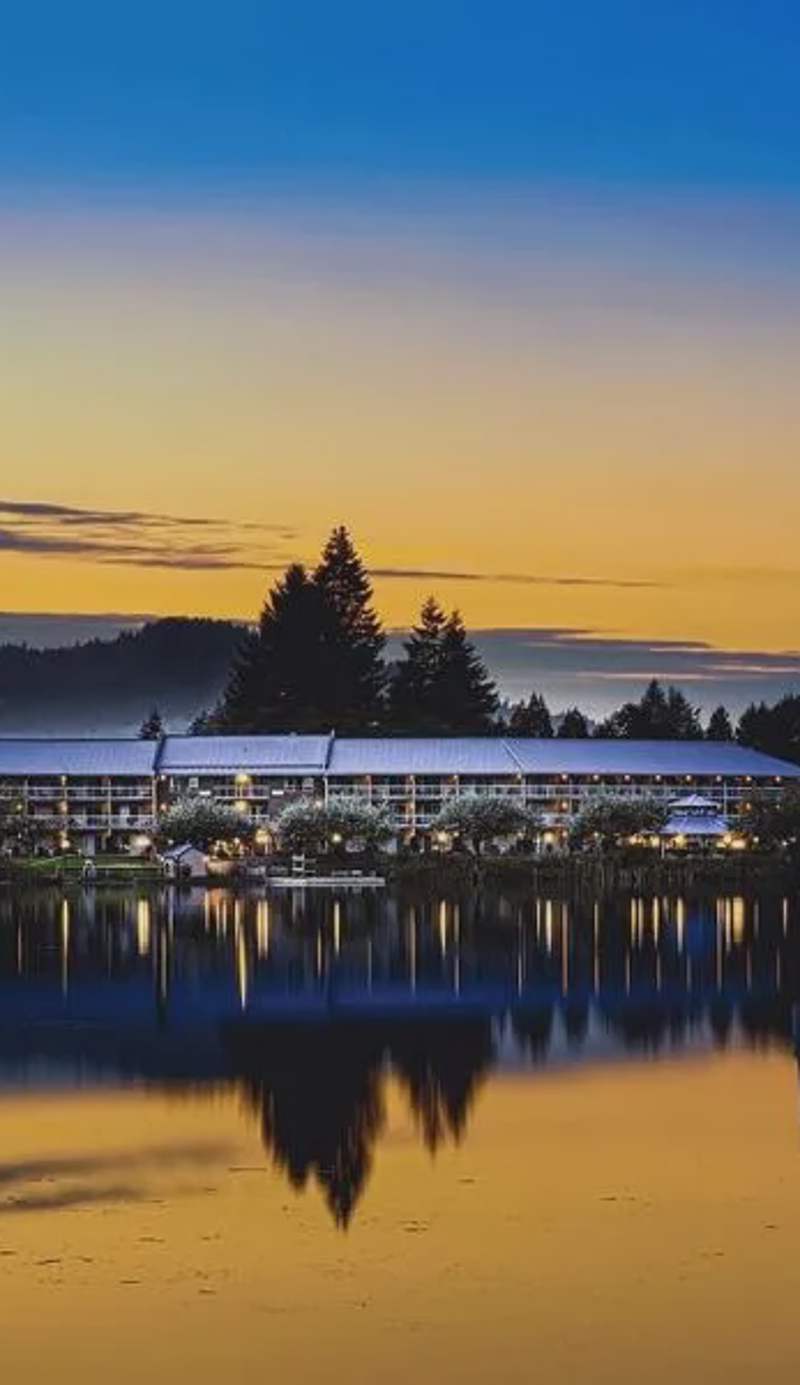 Inn on Long Lake