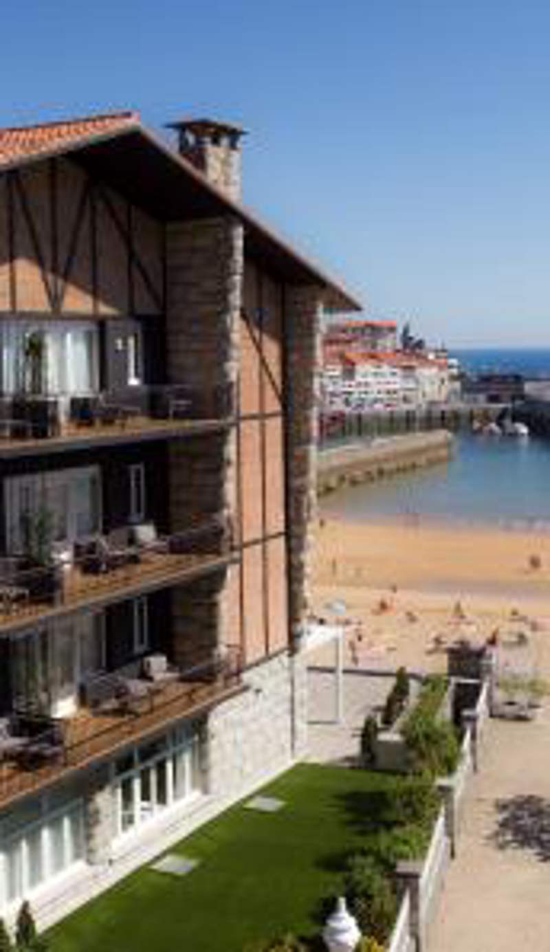 Hotel Silken Palacio Uribarren