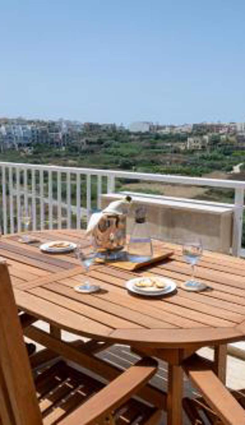 Luxury Apartment Valley Views B11