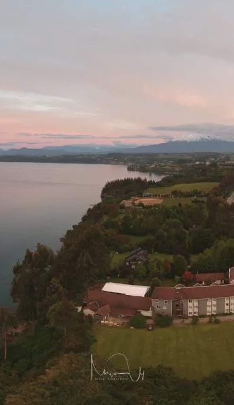 Hotel Borde Lago