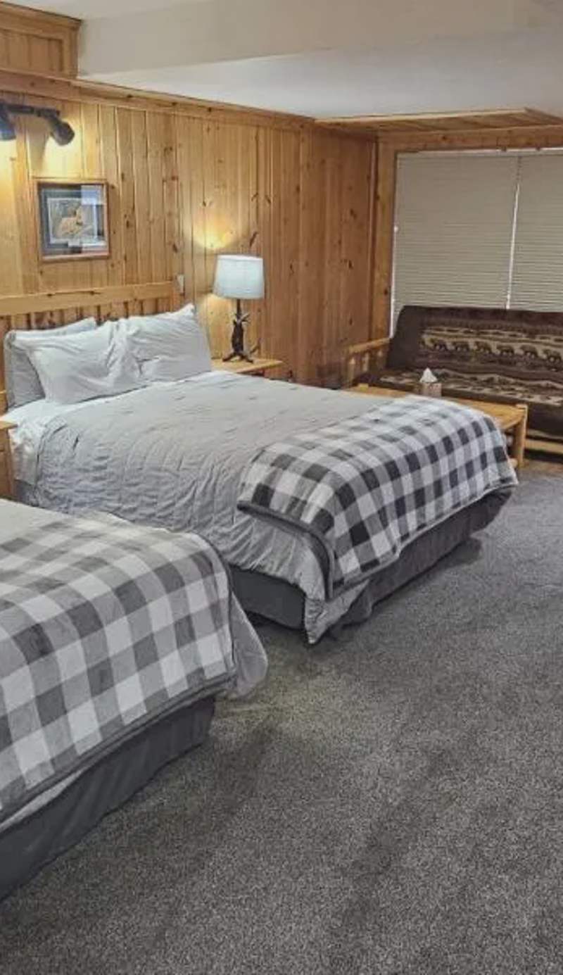 Willard Munger Inn
