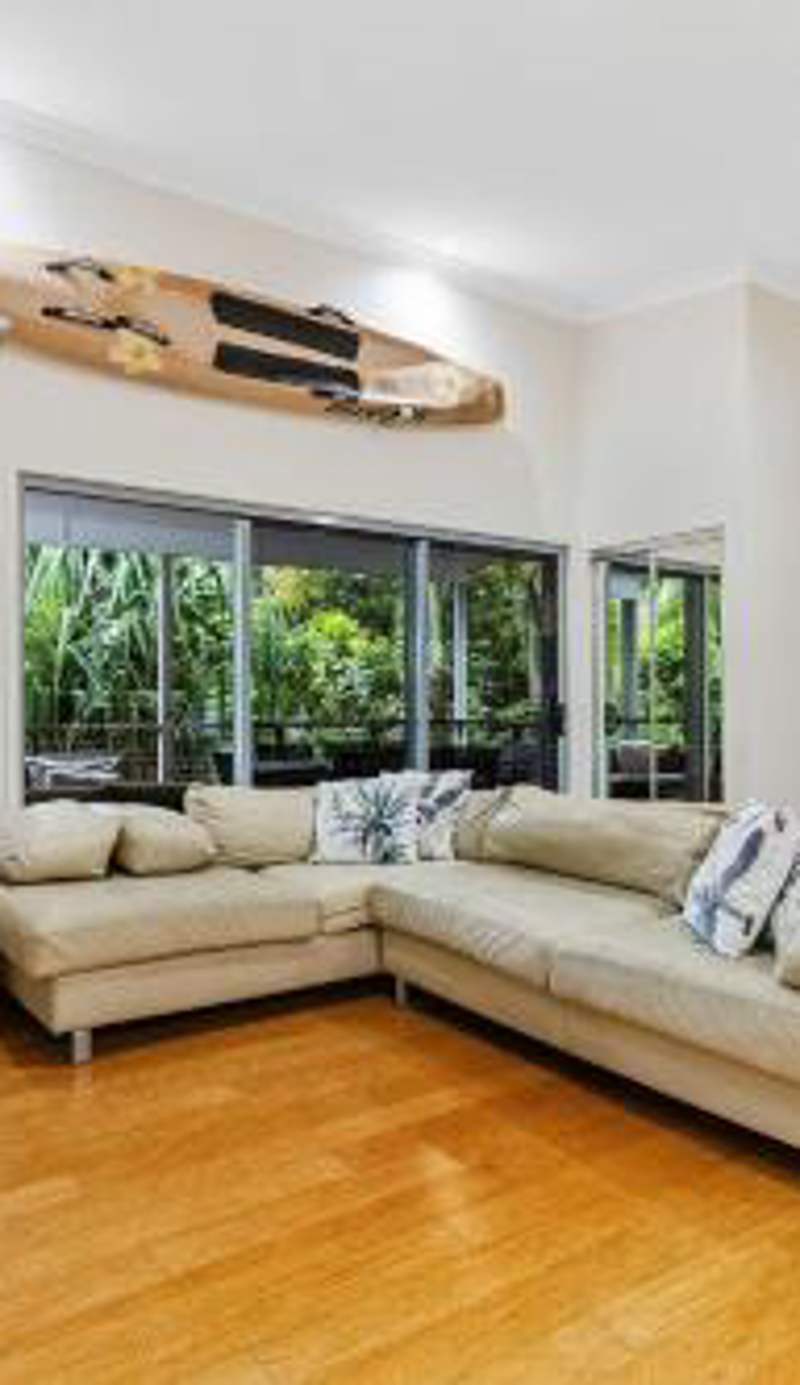 15 Esprit Drive Rainbow Shores