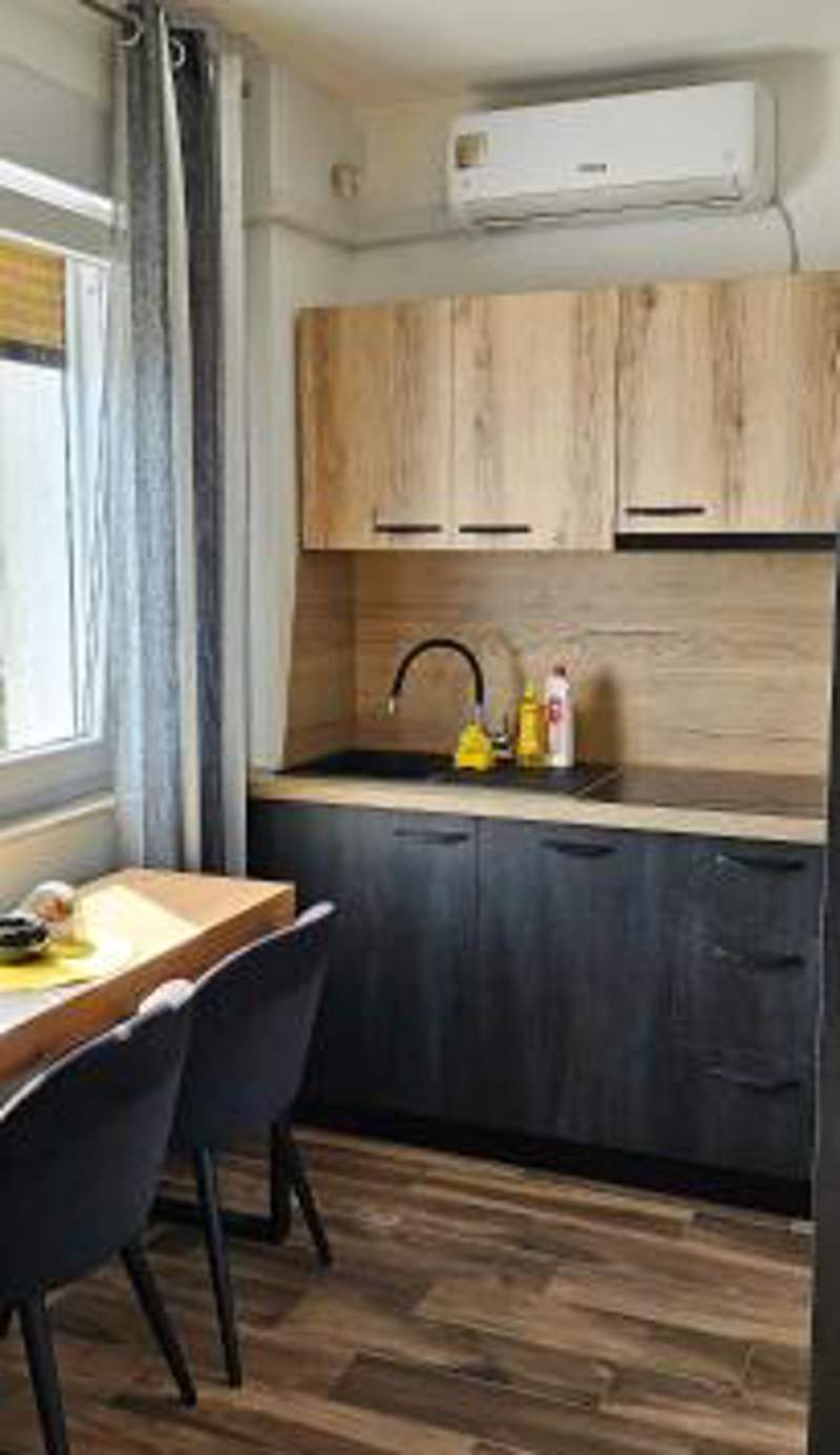 Studio apartman Noa