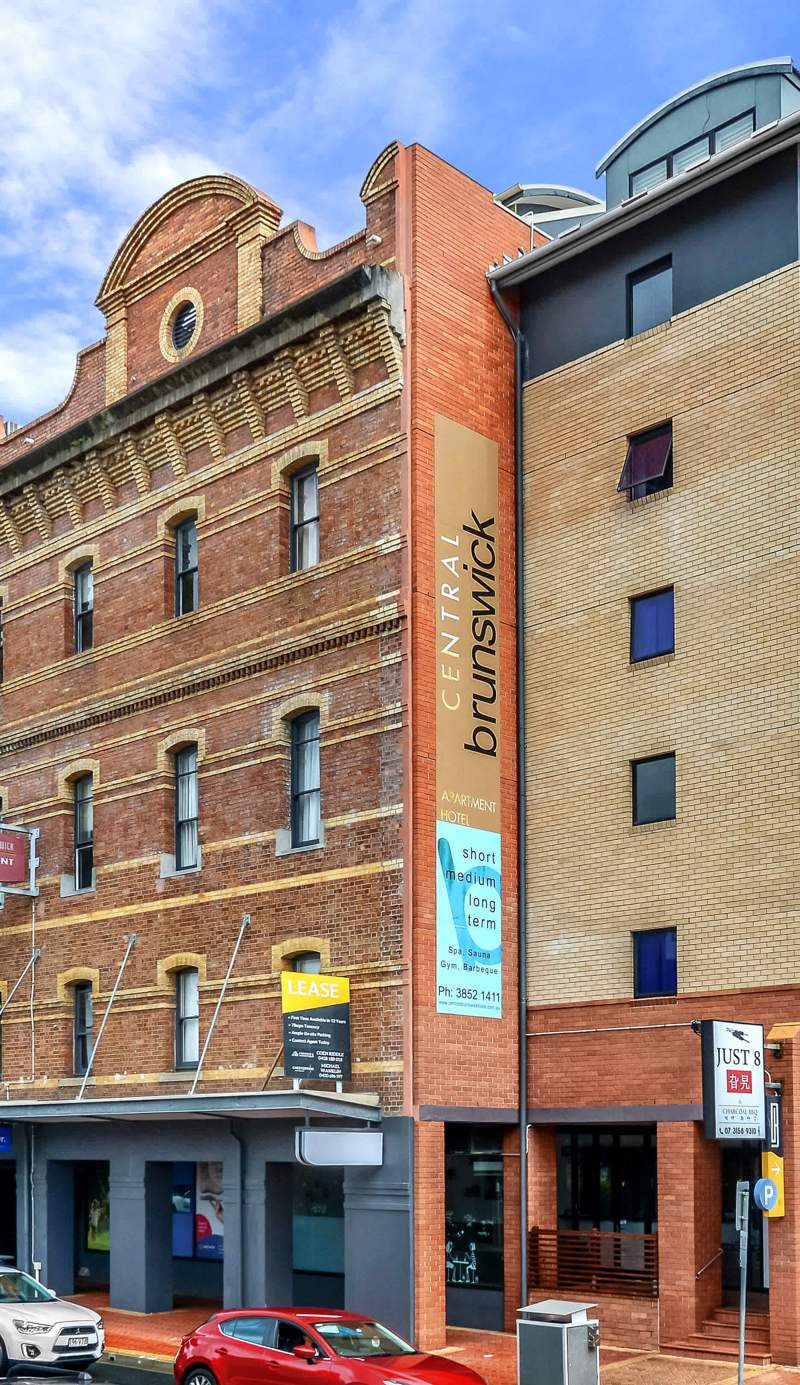 Central Brunswick Apartment Hotel