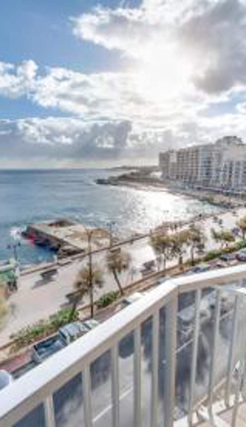 Sliema Chalet Hotel