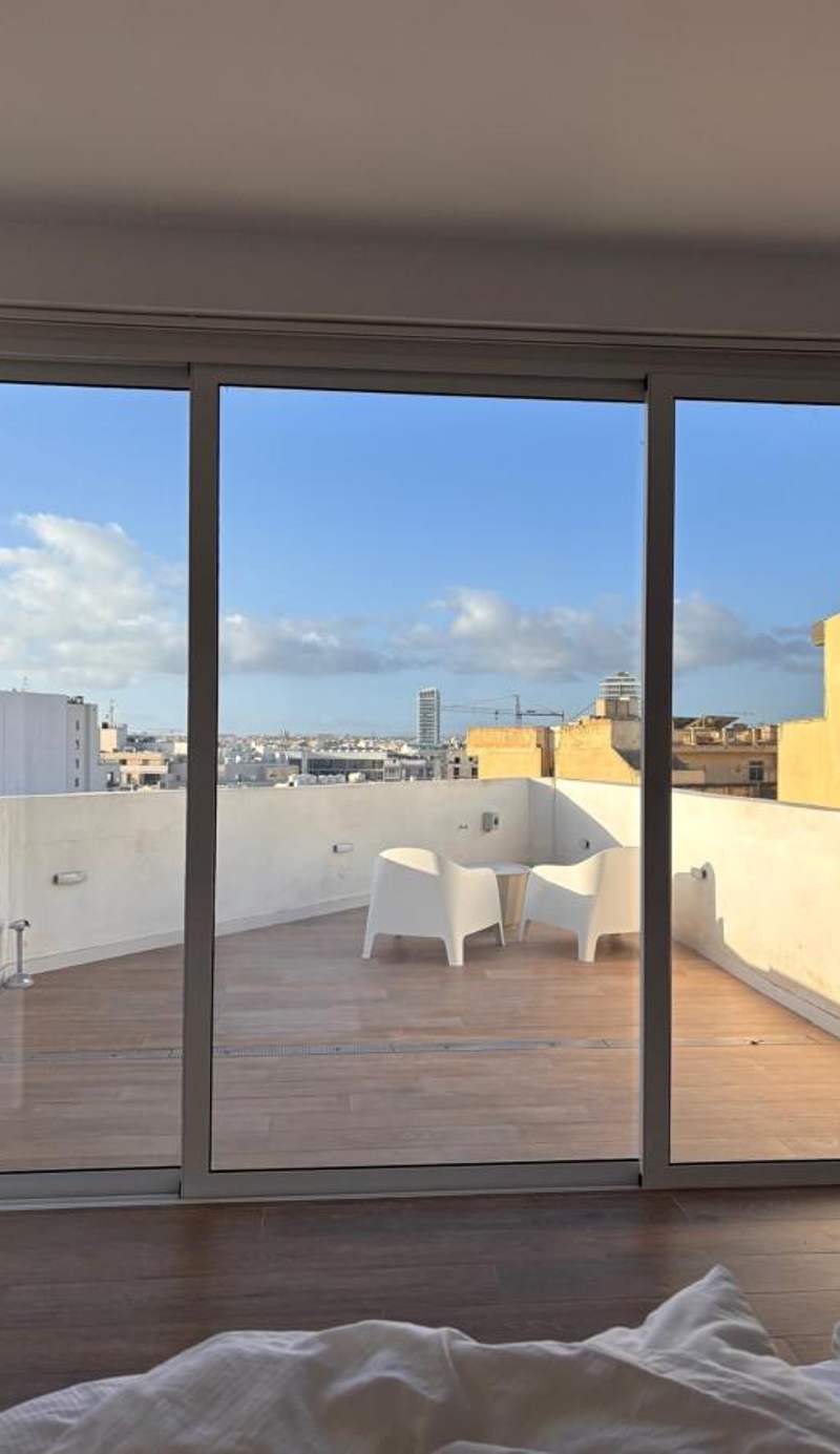 Emilio's Suites