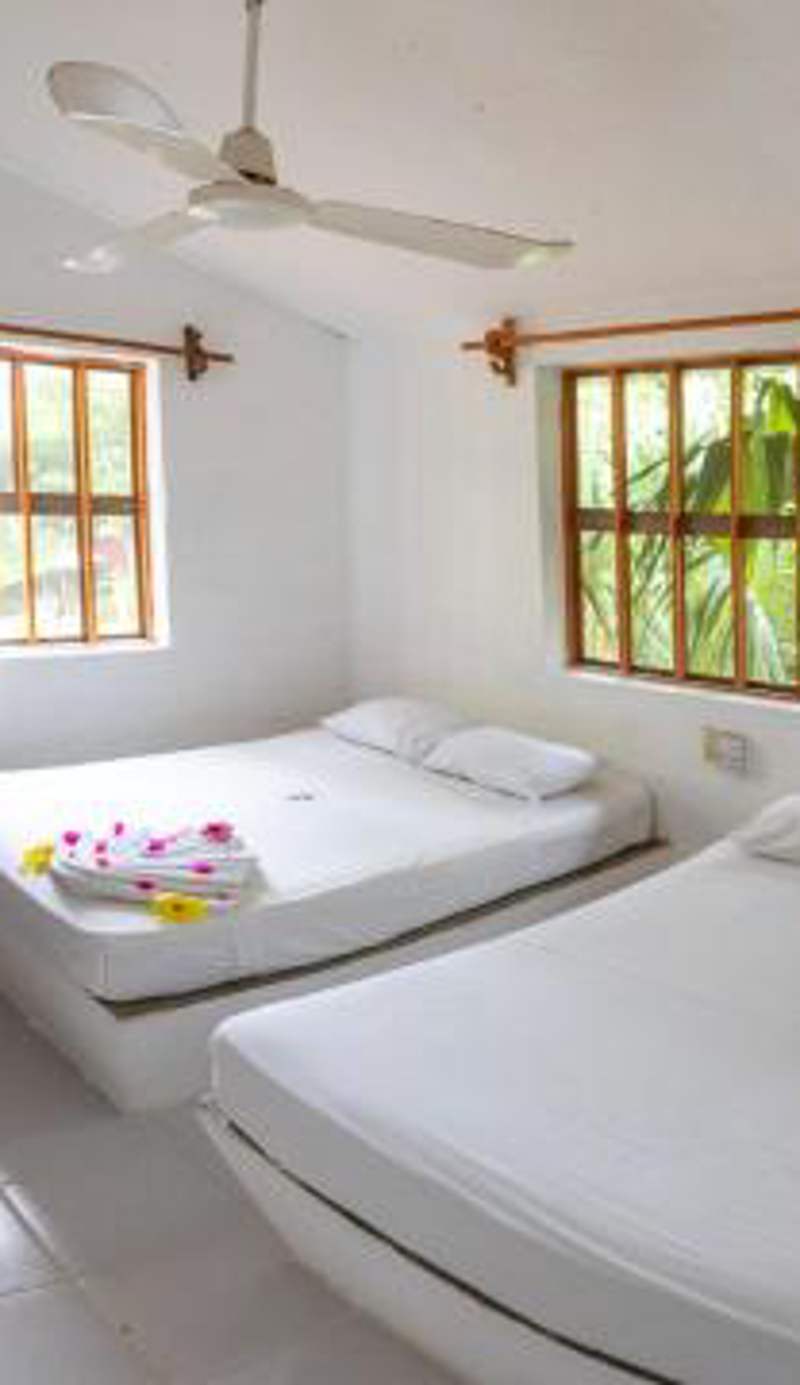 Hotel y Bungalows Acuario