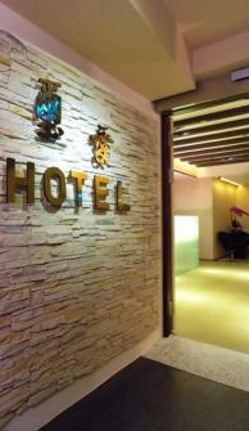 Say Love Hotel