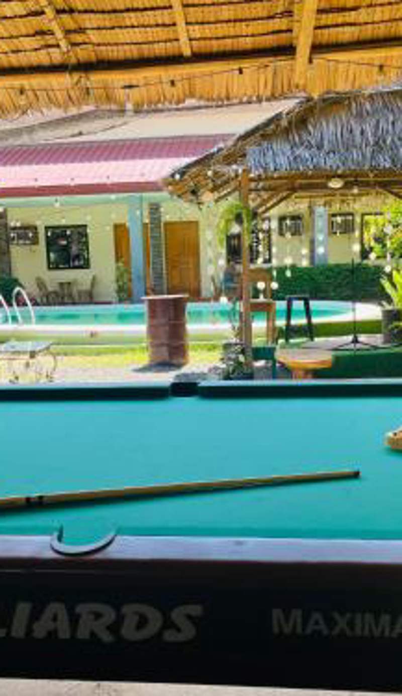La Casa d Aitor Poolside Apartments with Wood Fired Pizza near city center