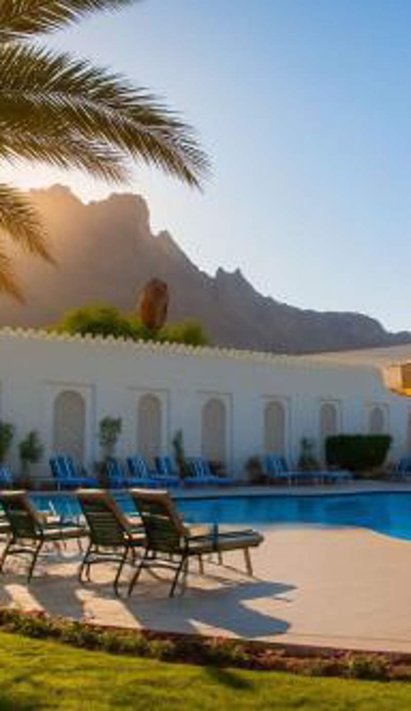 Falaj Daris Hotel