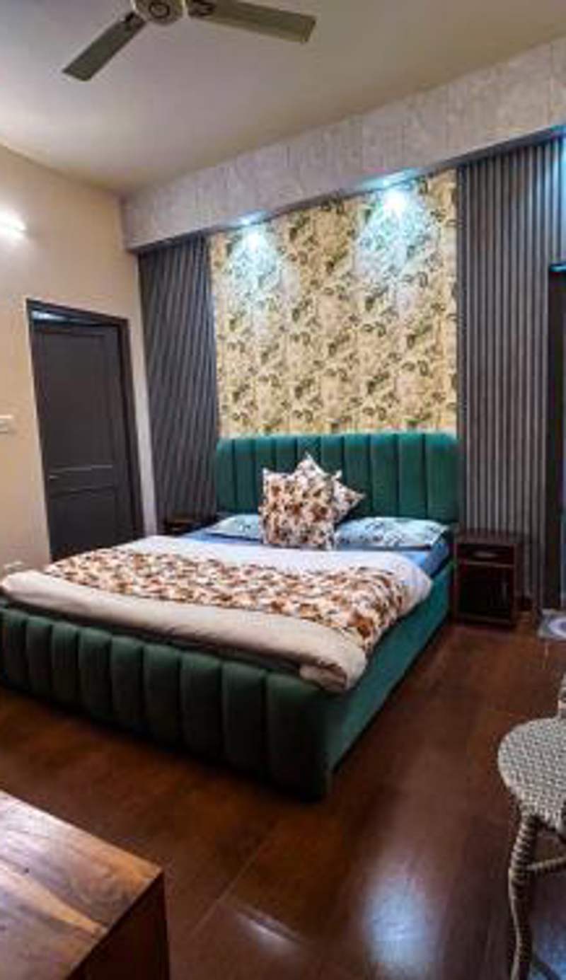 Vanshika homes Near mall road