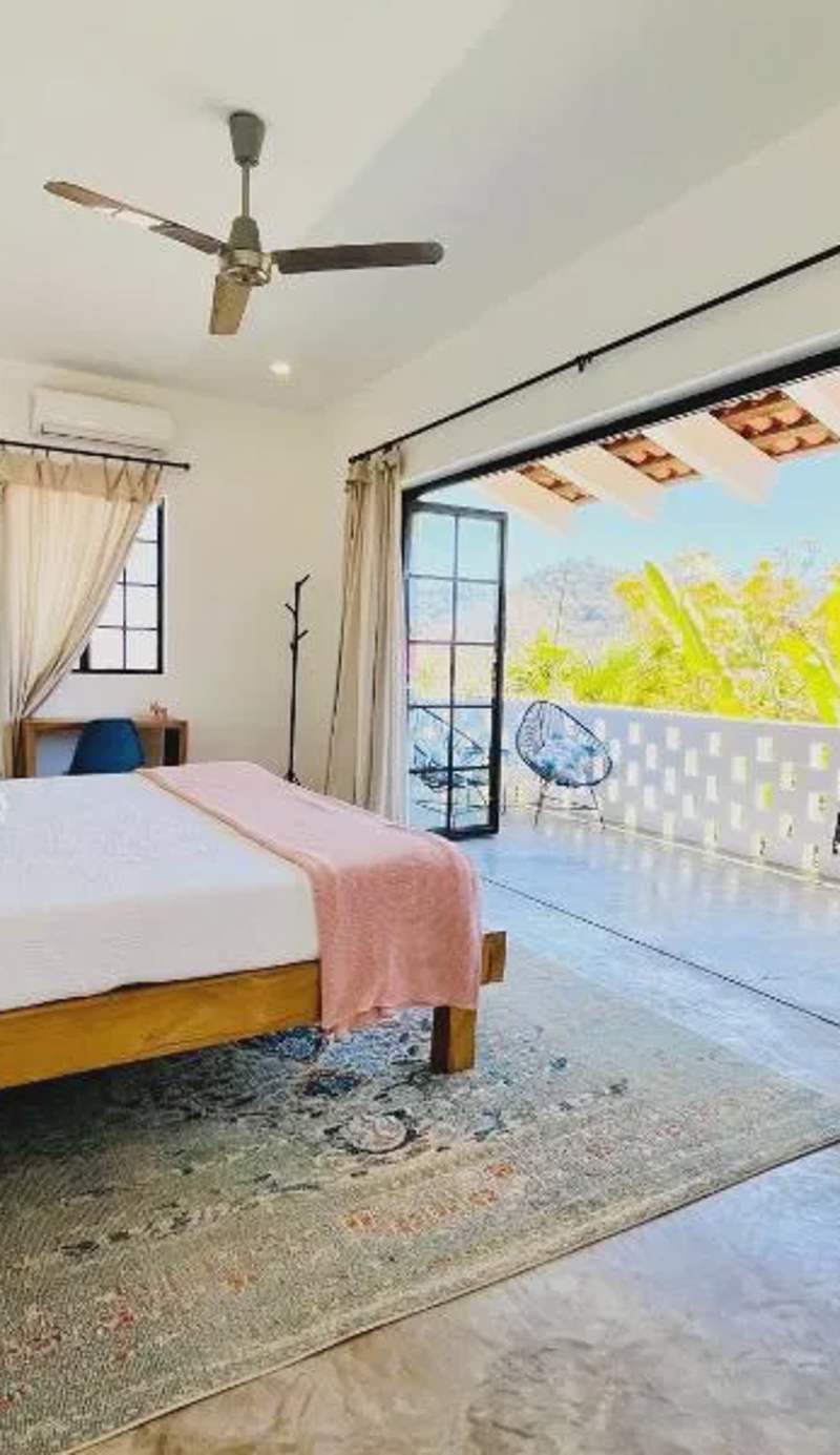 HUGE Suite!! King Bed, Air Conditioning, Pool, Fast Wifi - Sol at Casa Calavera