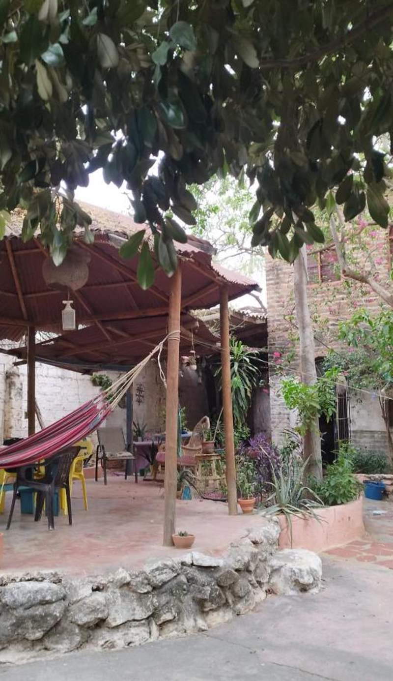 El Garaje Hostal
