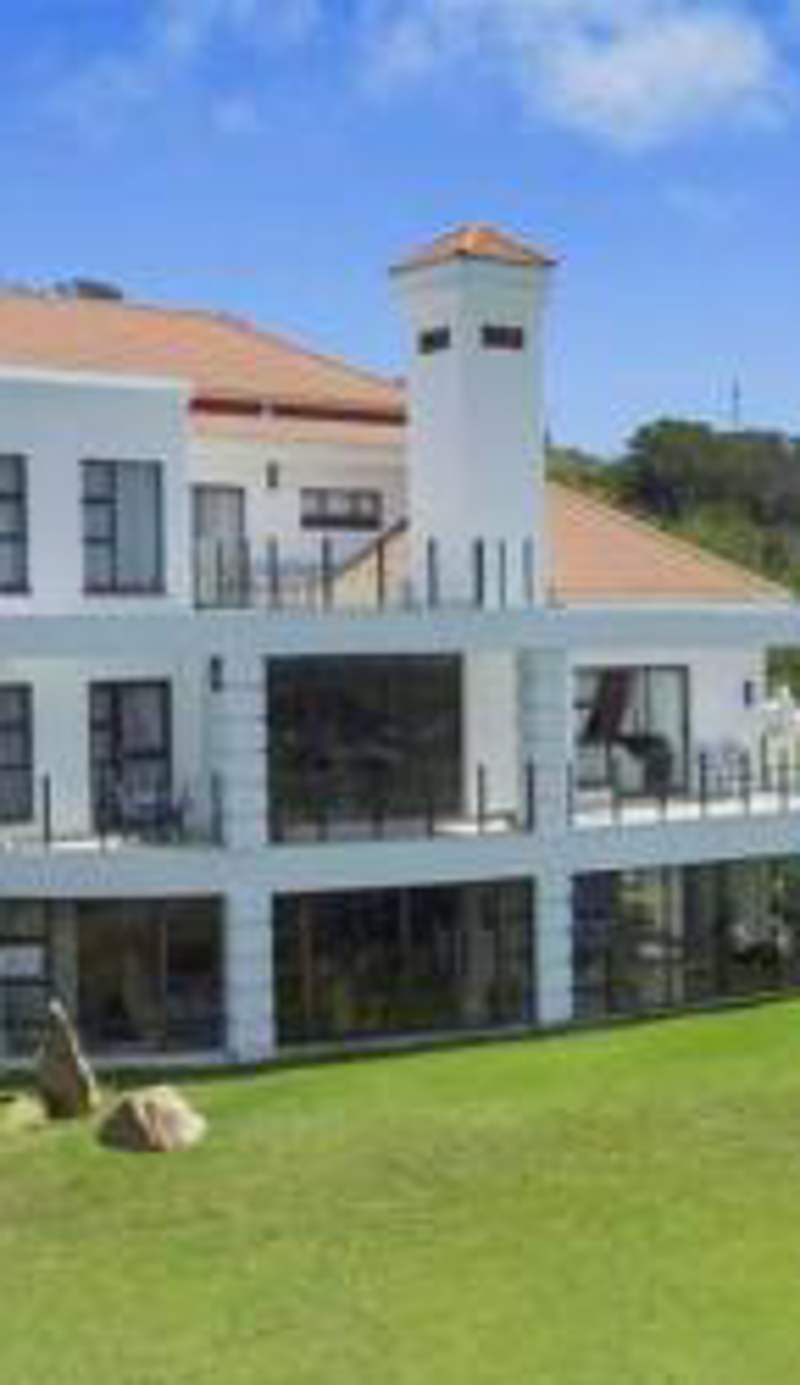 Fly Me To The Moon Guesthouse