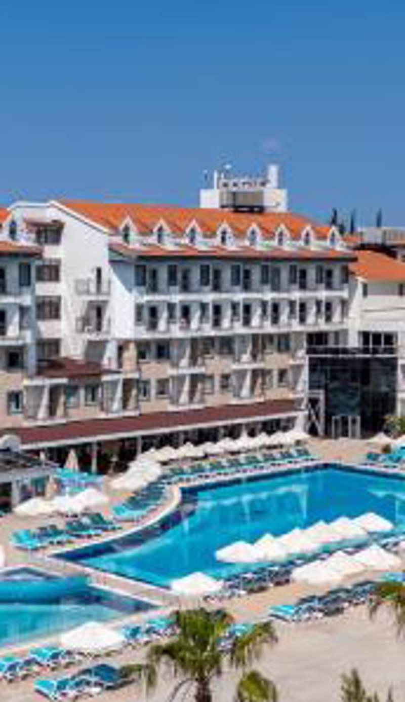 Side Aluna Hotel