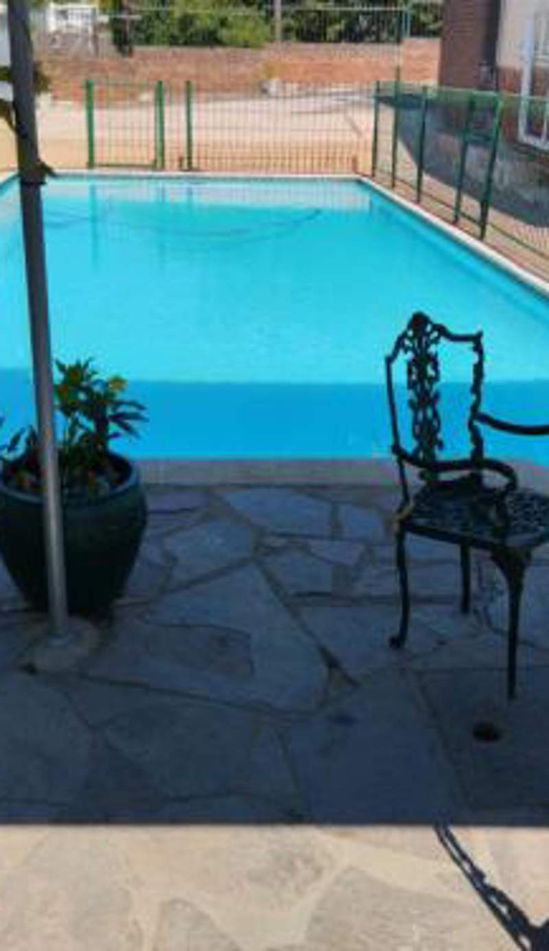 Nkosazana Guest House