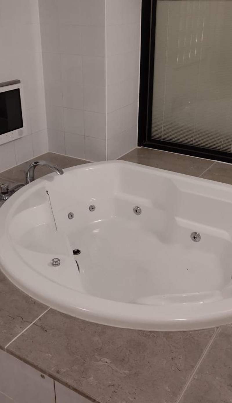 Water Hotel Mw (Love Hotel)