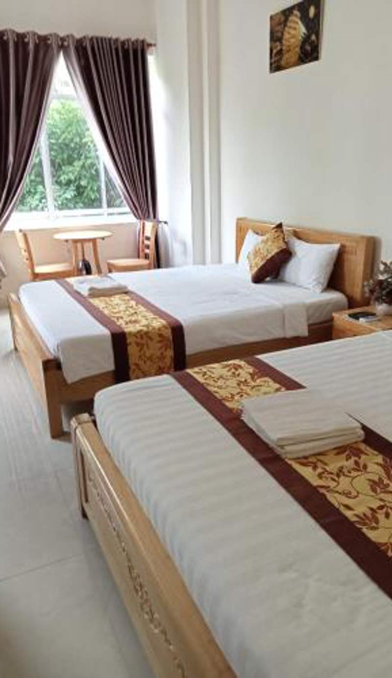 Khách sạn Trọng Tín