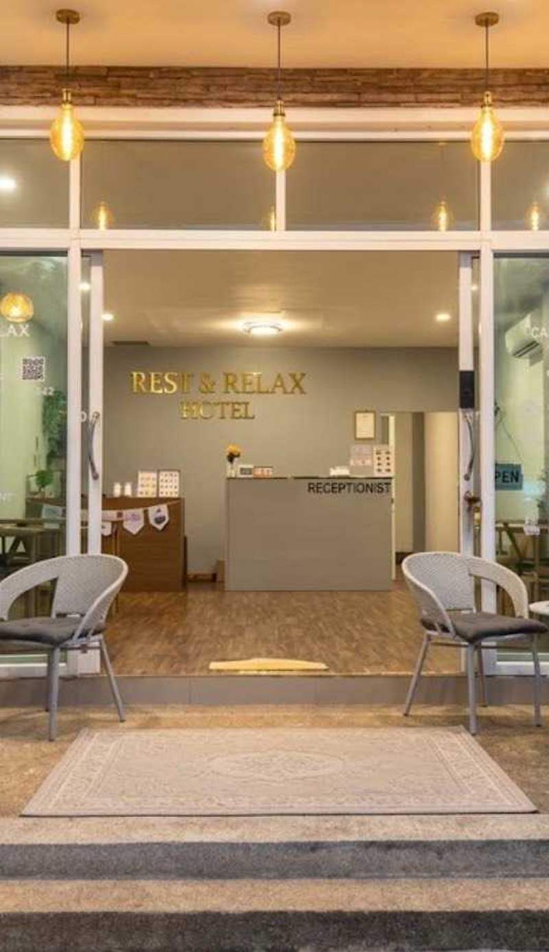 Rest & Relax Hostel