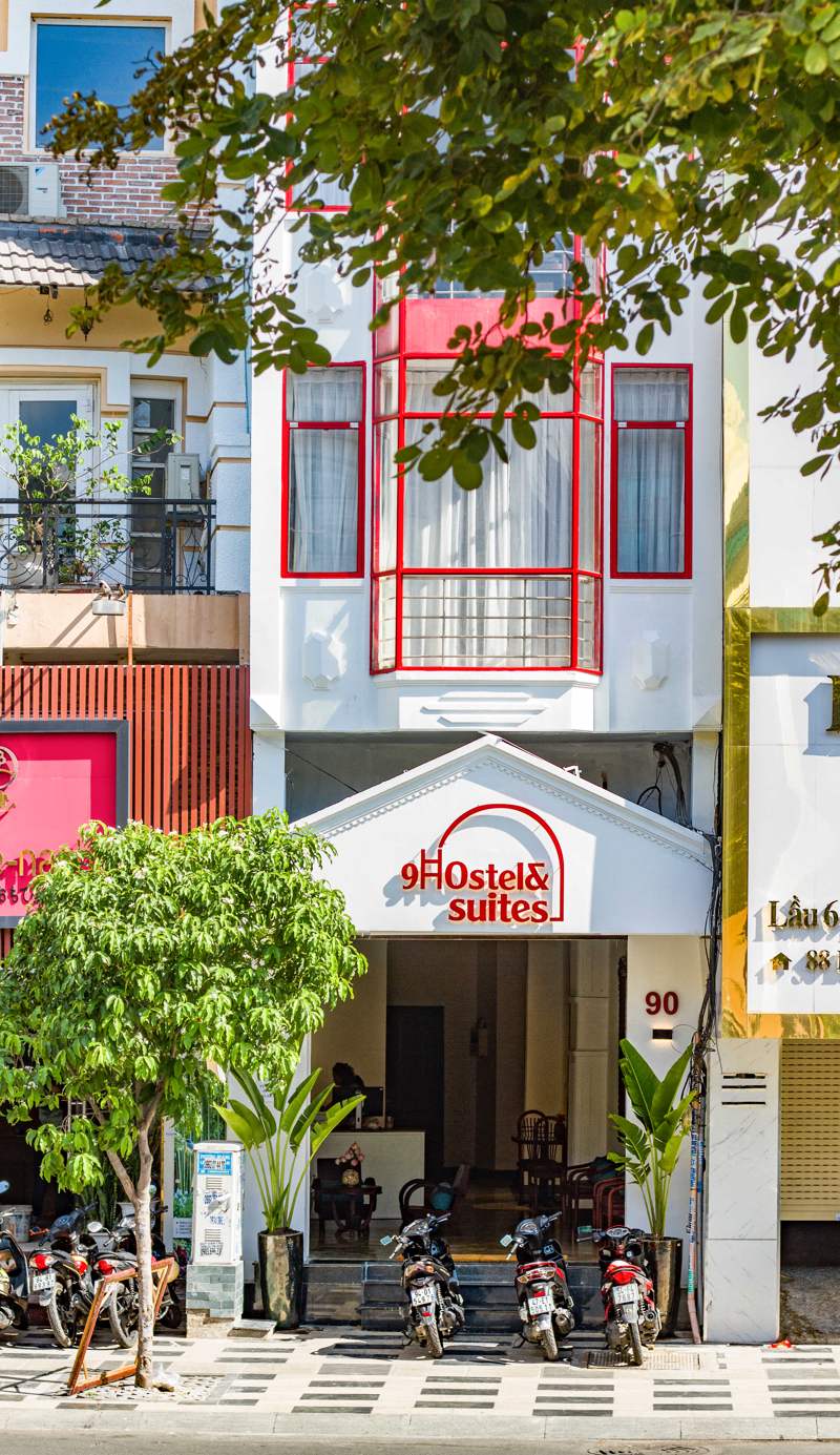 9 Hostel and Suites