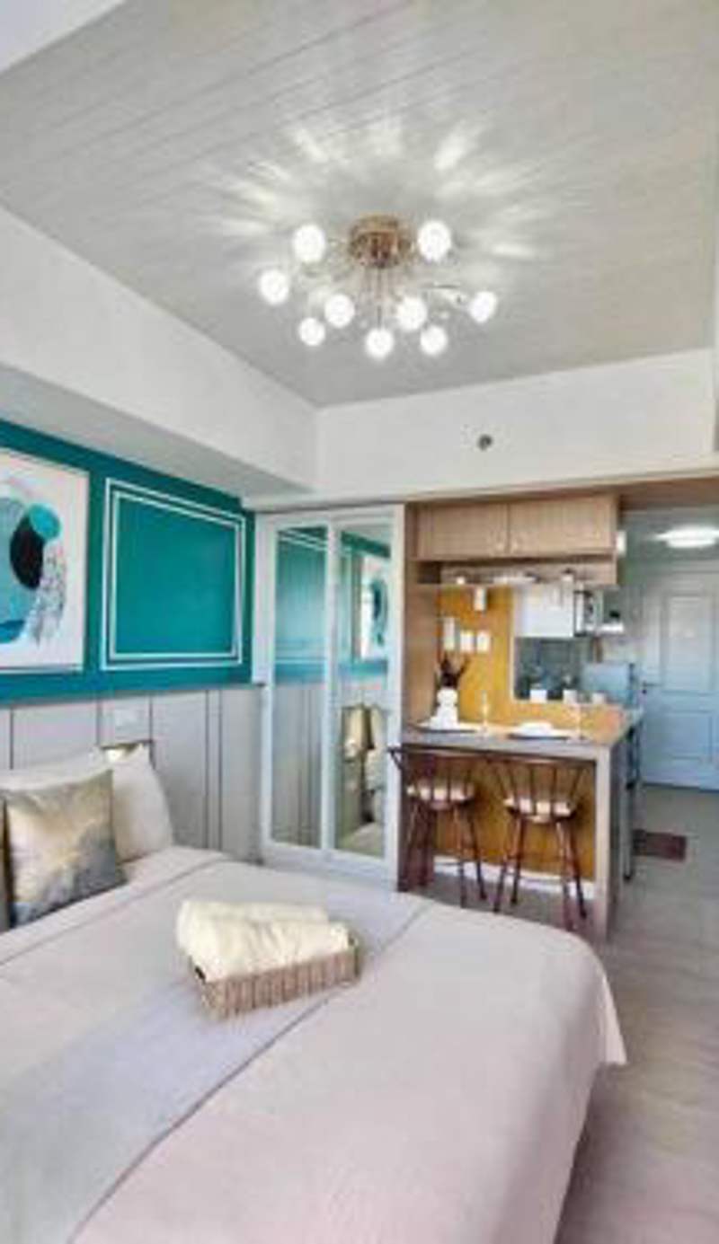 Casa Verde Studio at Azure North by THE BALI CORNER AT AZURE NORTH, Stylish, Spacious Balcony with Beautiful View of Mt Arayat