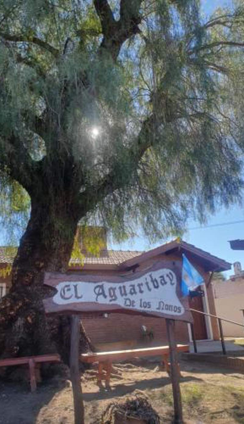 El Aguaribay de los Nonos