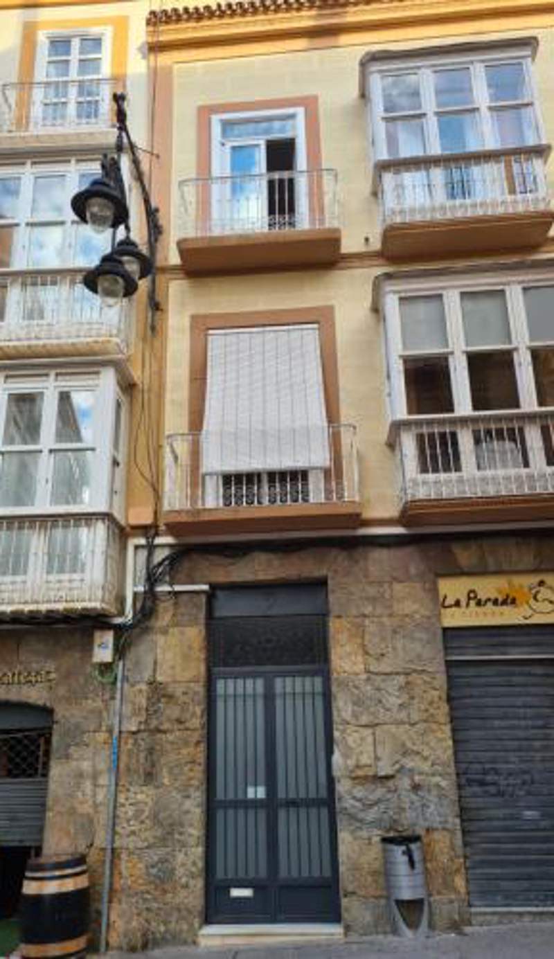 Calle Cañón 9