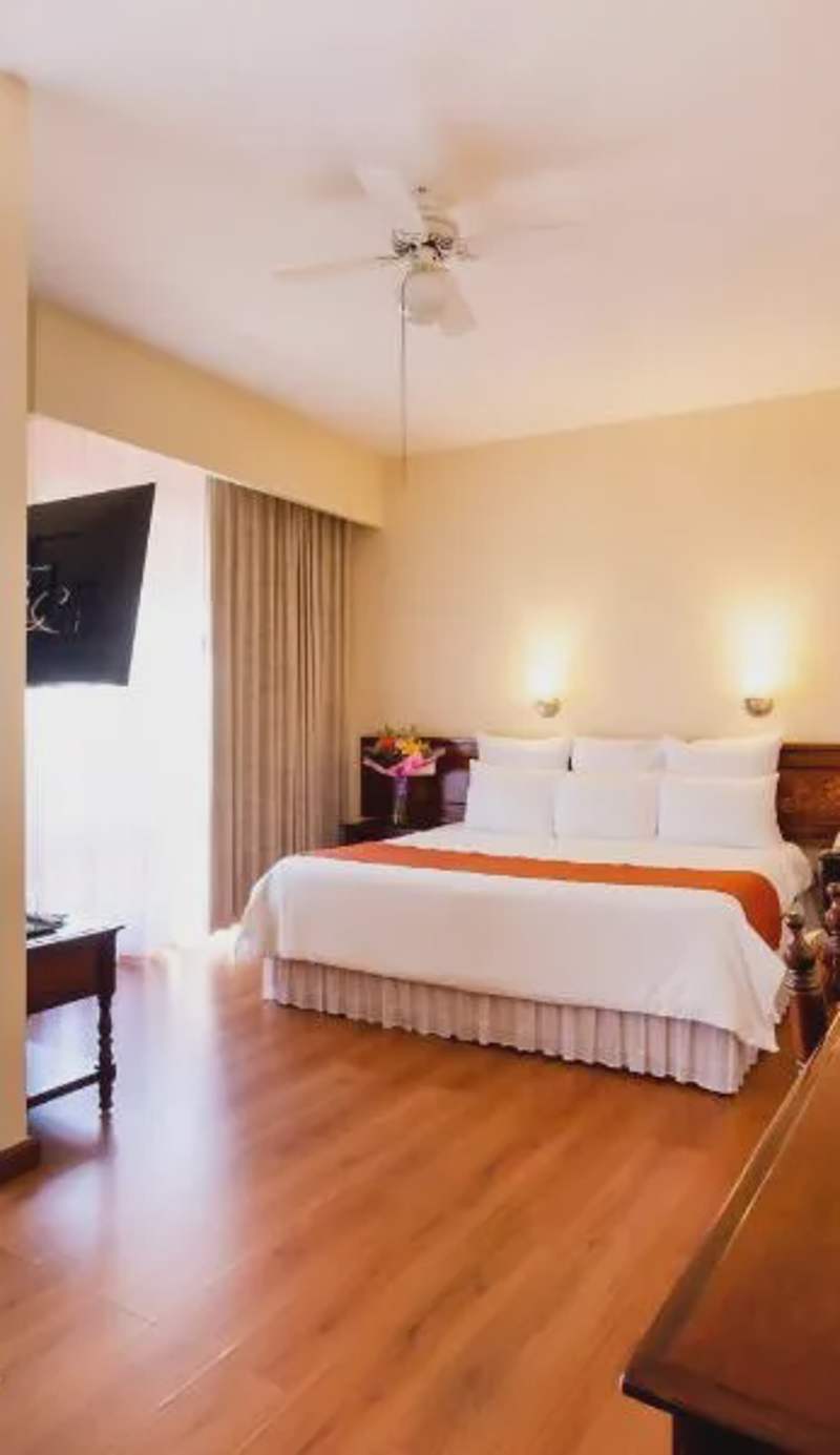 Plaza Uruapan Hotel 