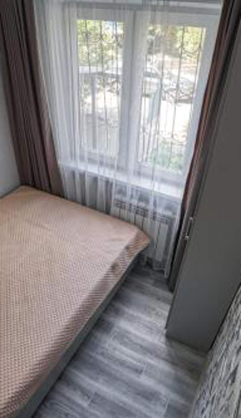 Апарт 33