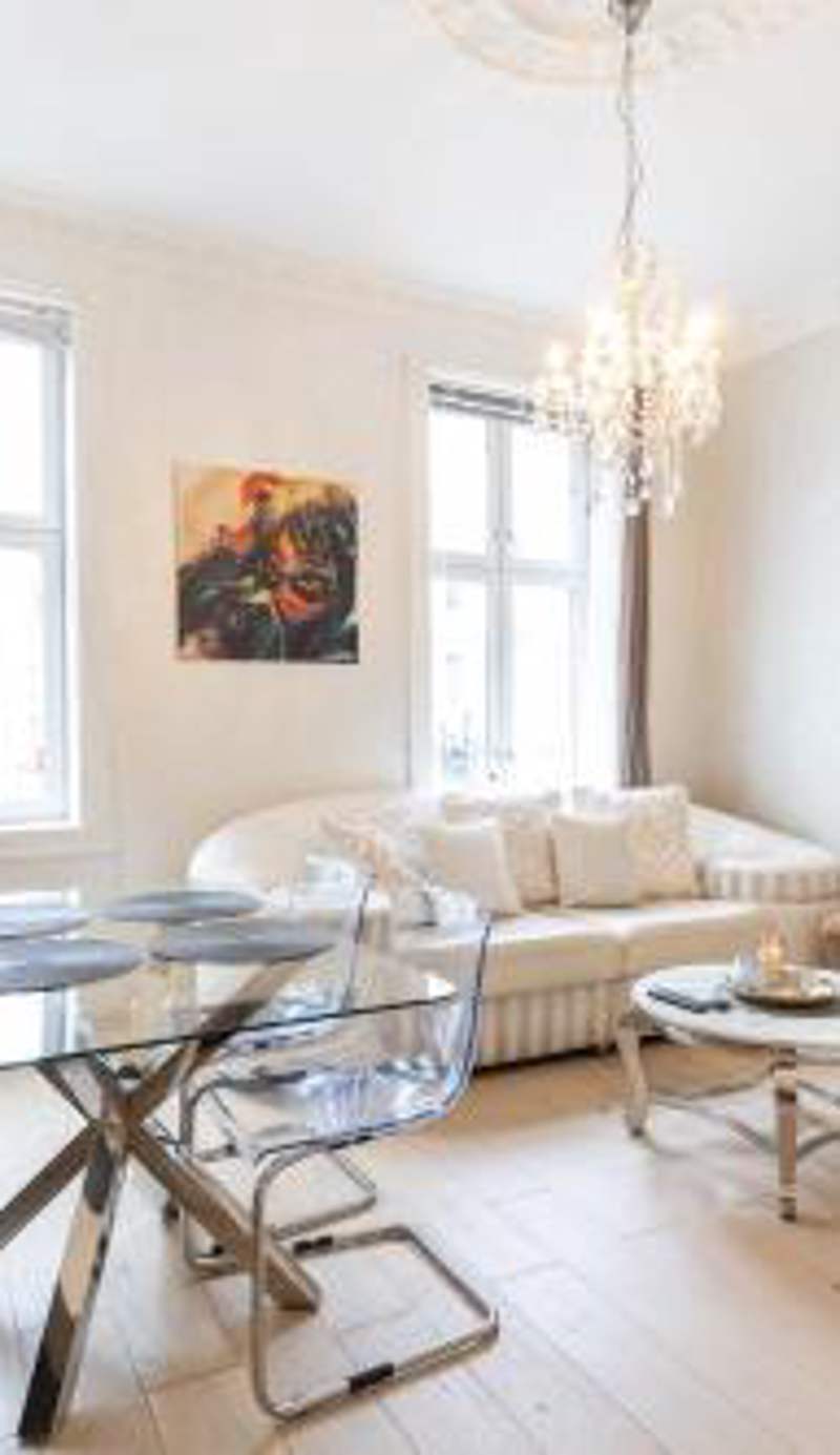 Royal Neighbourhood Elegant Flat In Central Oslo