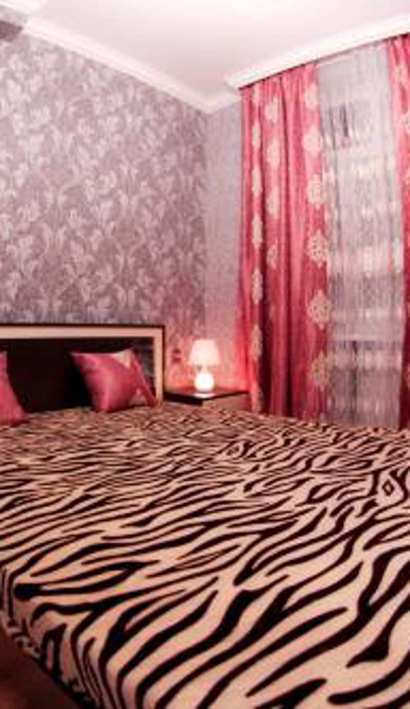 "METROPOL" APARTMENT HOTEL