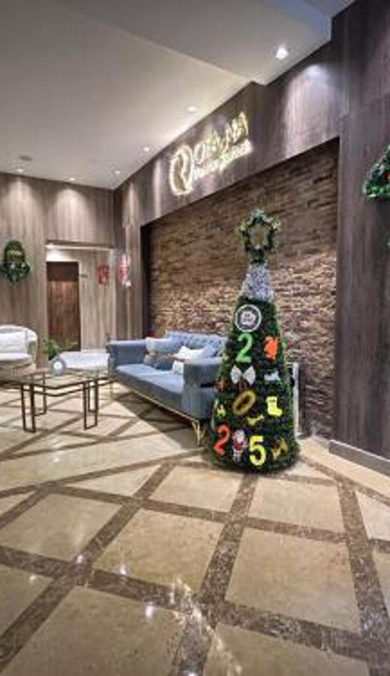 Rotana Palace Suites
