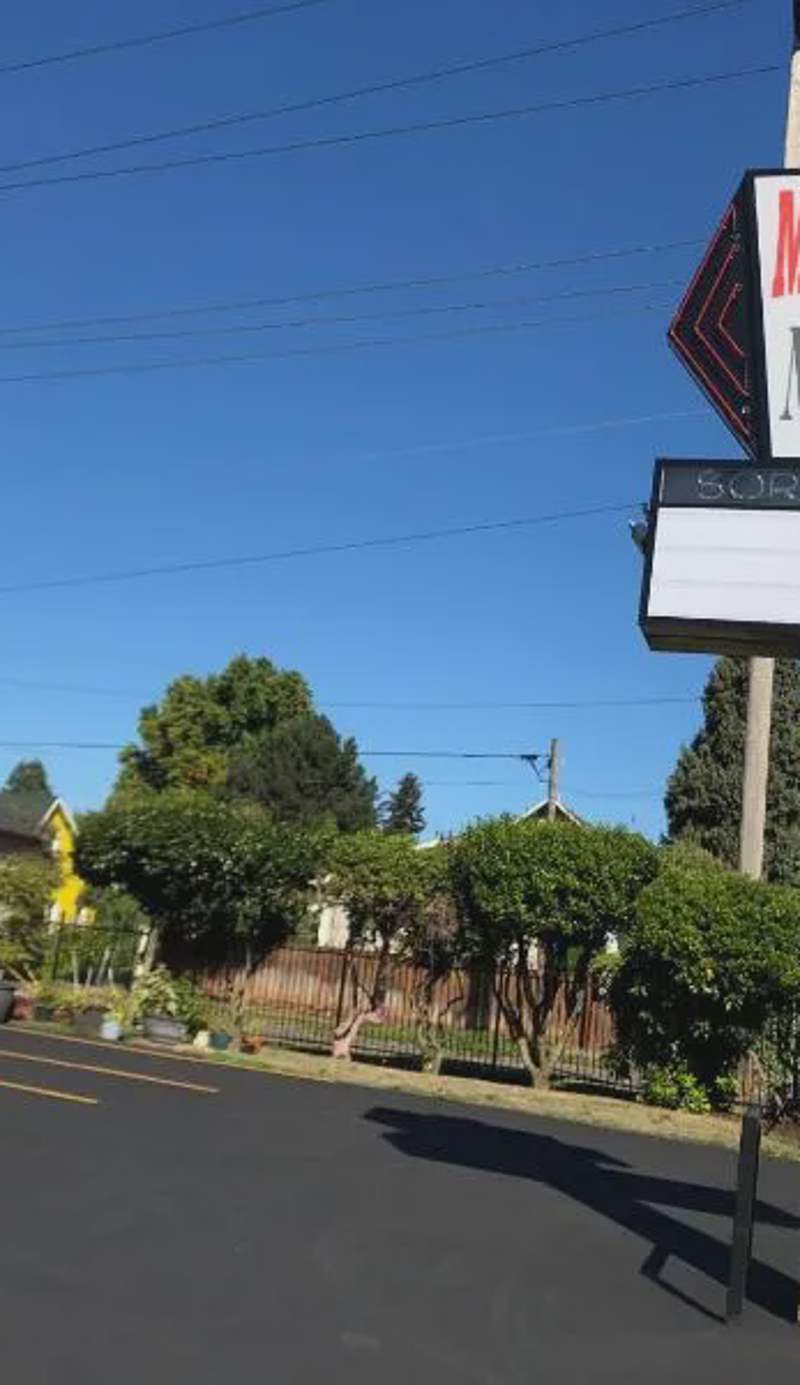 Monticello Motel