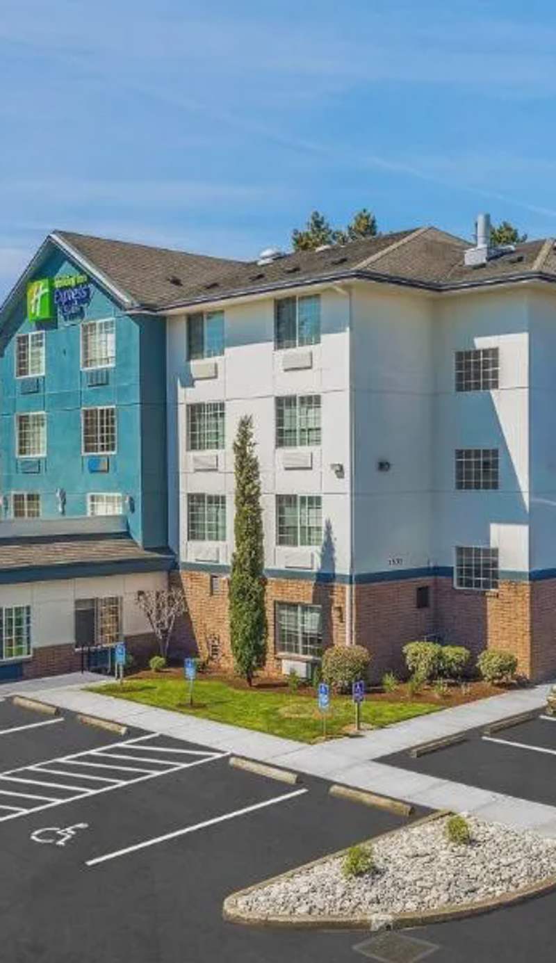 Holiday Inn Express Hotel & Suites Portland - Jantzen Beach by IHG