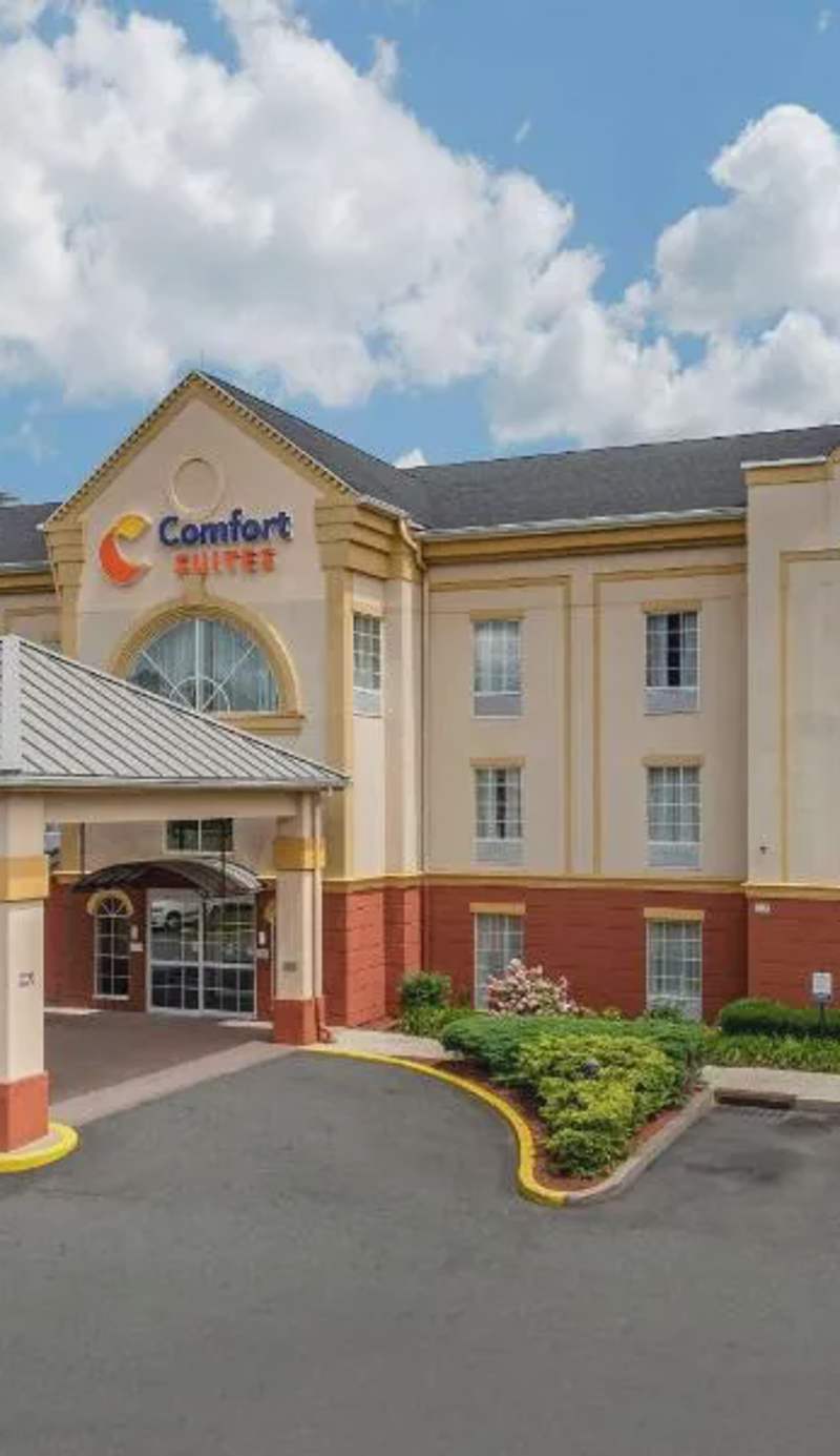Comfort Suites Newark - Harrison