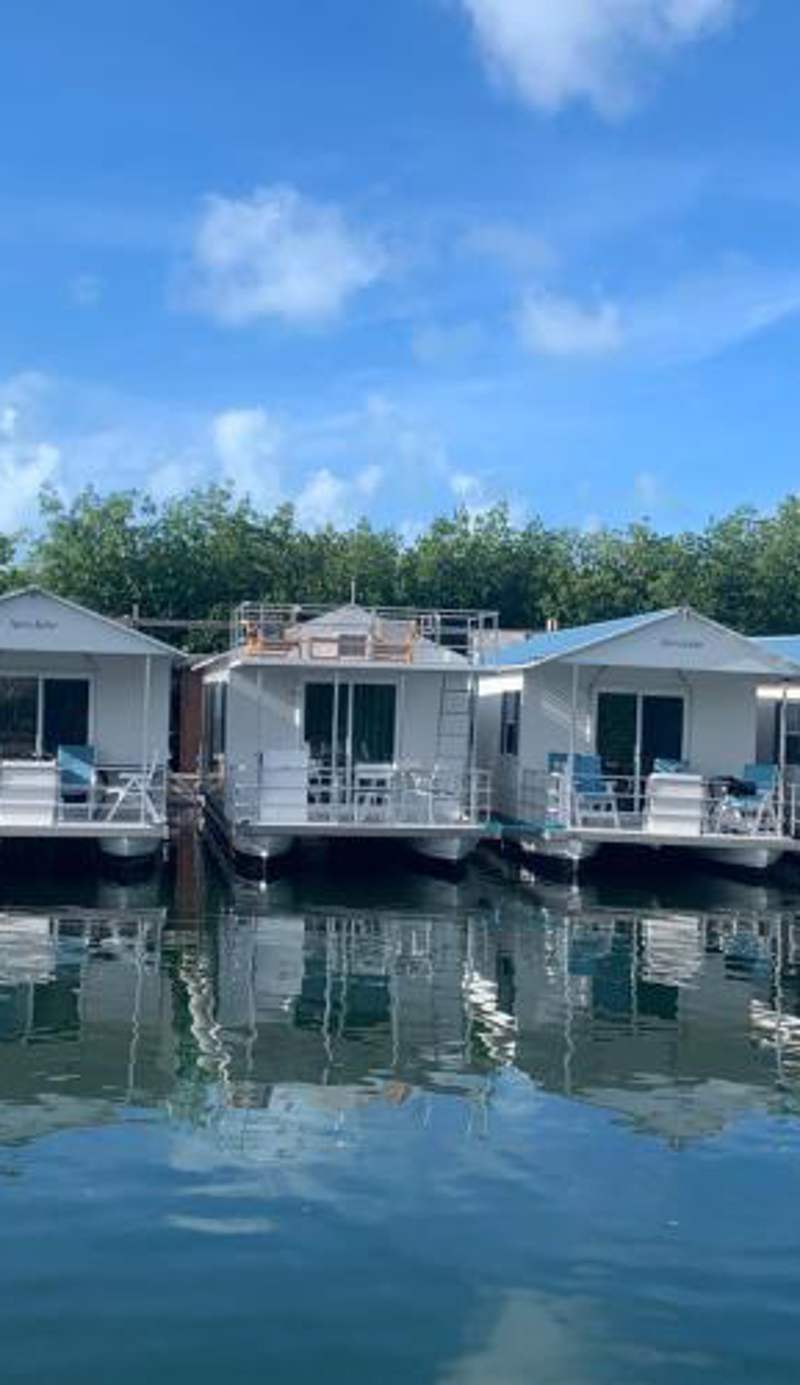 Aqua Lodges At Hurricane Hole Marina