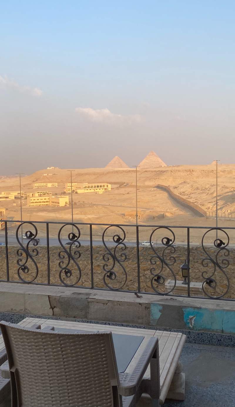 Pyramita Hotel